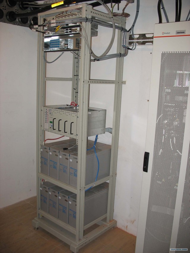 Как организована связь TELE2