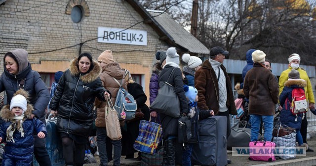 Что за волна против беженцев пошла?