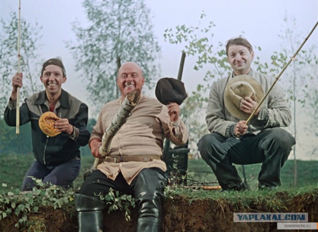 Что будет, если бросить кусок натрия в реку