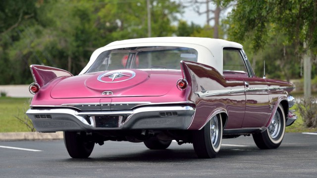 1957-61 Imperial Crown. Красивых автофото пост