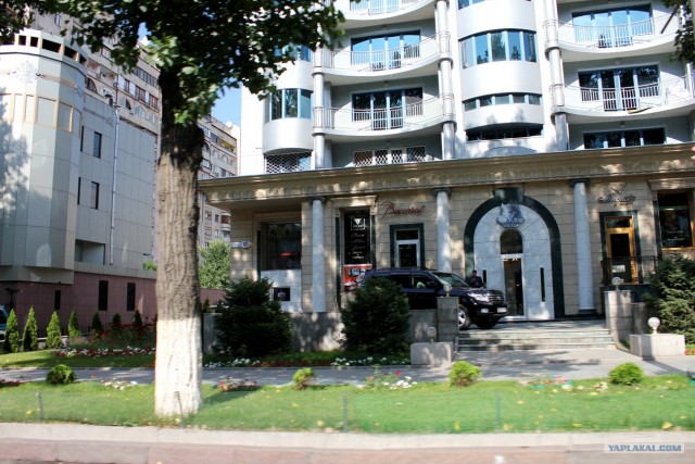 Алматы 2011: город контрастов