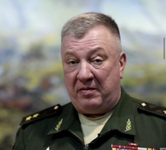 Депутат Госдумы заявил об исчезновении у Минобороны 1,5 млн комплектов формы