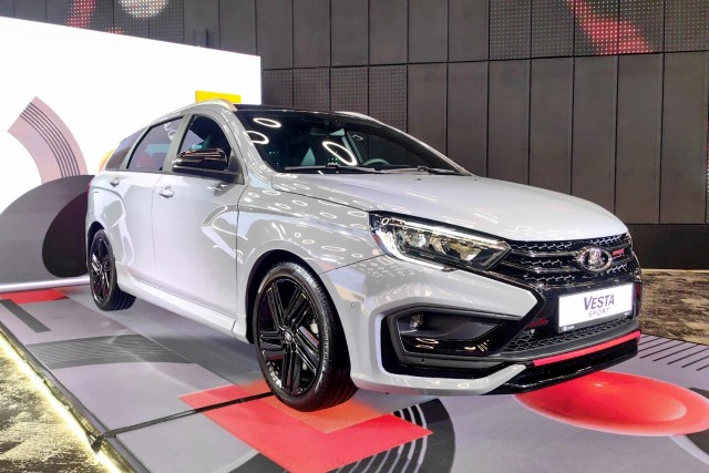 АвтоВАЗ показал новый универсал Lada Vesta Sport SW 2026