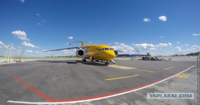 В Подмосковье потерпел крушение самолет АН-148