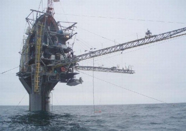 Корабль-перевёртыш