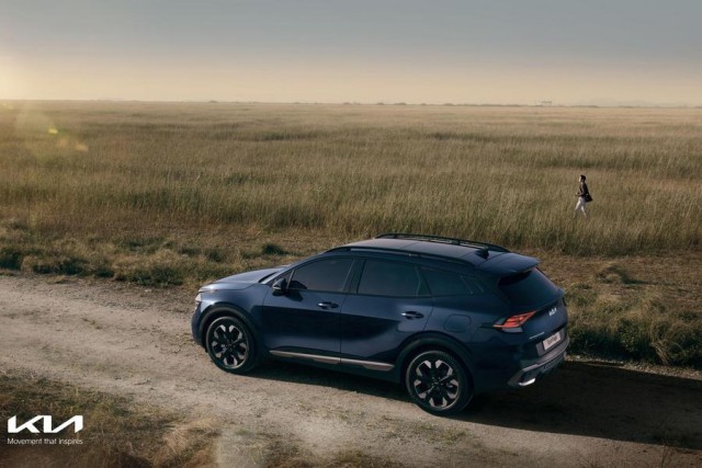 Kia Sportage в новом поколении получил замысловатый экстерьер