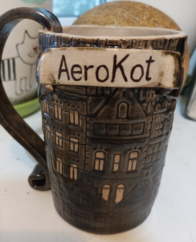 Не могу любить мужчину без денег