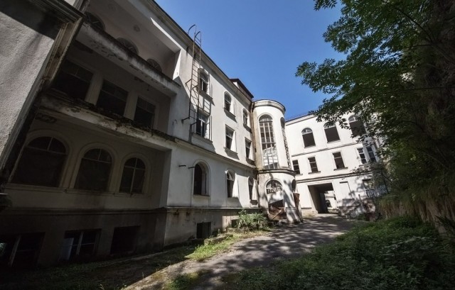Заброшенный корпус пансионата "Гагрипш"