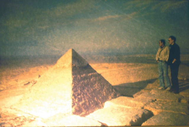 Почему нельзя забираться на пирамиду