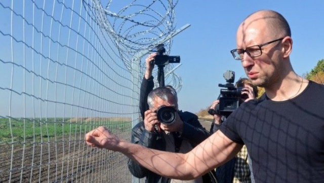 Граница на замке