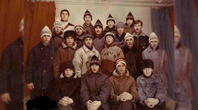 Россиянки массово кинулись скупать шапки, которые носили мамы и бабушки в 90-х