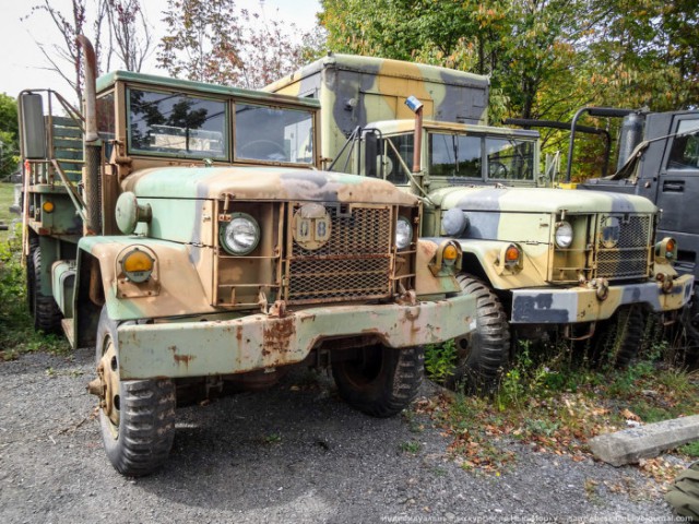 Раритетная военная техника в закромах пенсионера