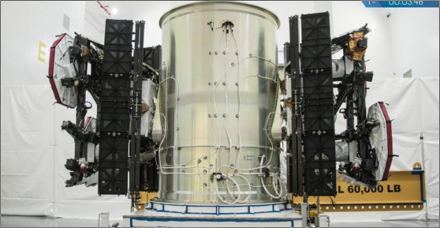 Запуск ракеты-носителя Falcon 9 со спутником Paz и двумя аппаратами MicroSat