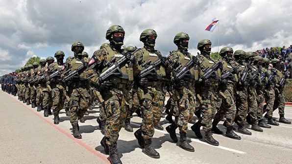 Вучич привел армию в боеготовность из-за задержания сербов в Косово