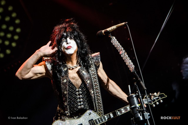 Kiss - Dynasty. История создания