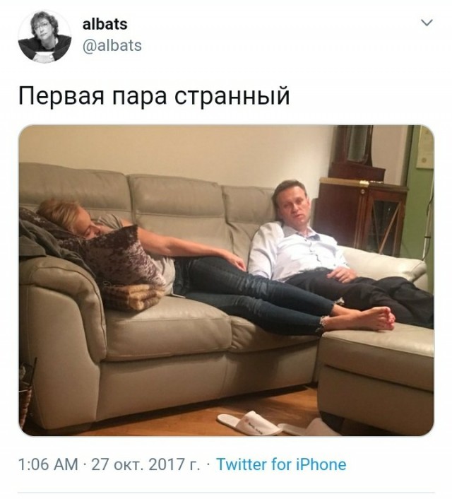 Алексей Навальный находится без сознания после отравления и экстренной посадки самолета в аэропорту Омска