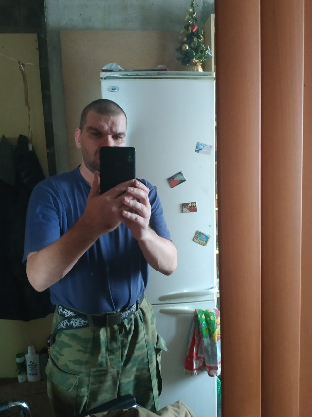 Про пузатых людей