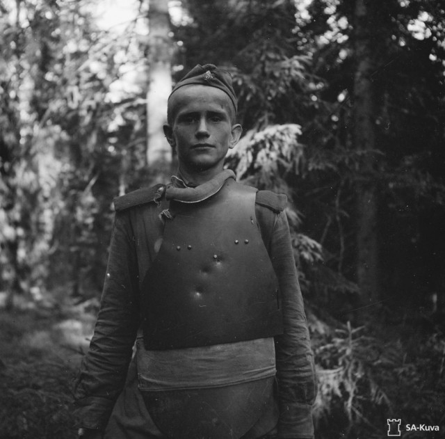 Фотографии связанных с историей Красной и Советской Армии.