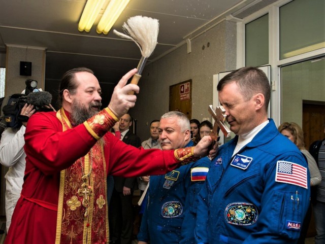 Он в космос летал, бога видел