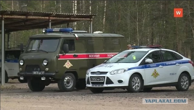 Танк раздавил машину с водителем в Белгородской области