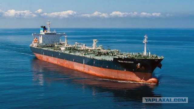 Танкер в море: флаг, смена регистрации и ответственность при атаке на танкер