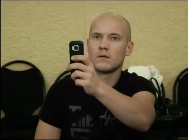 «Смотри! Они не видят. Они же убьют ее»