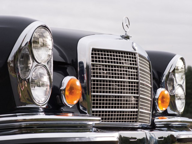 Mercedes-Benz. Картинки с аукциона.