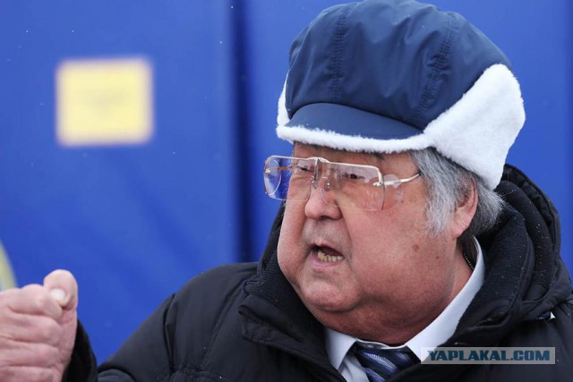Тулеев рассказал о митингующих в Кемерове «бузотерах»