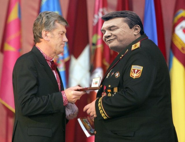 Фотожаба: Награда нашла героя