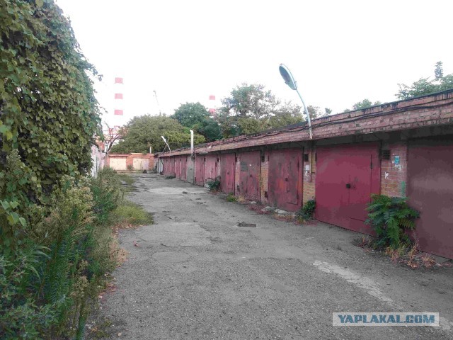 Гаражи