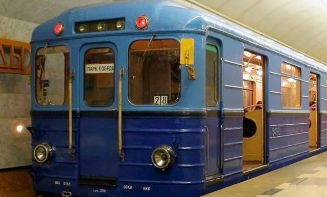 Первый поезд Москва-2024 вышел на зелёную ветку метро