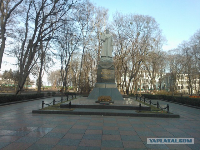 Мариинский парк и ул. Грушевского 26.02.14