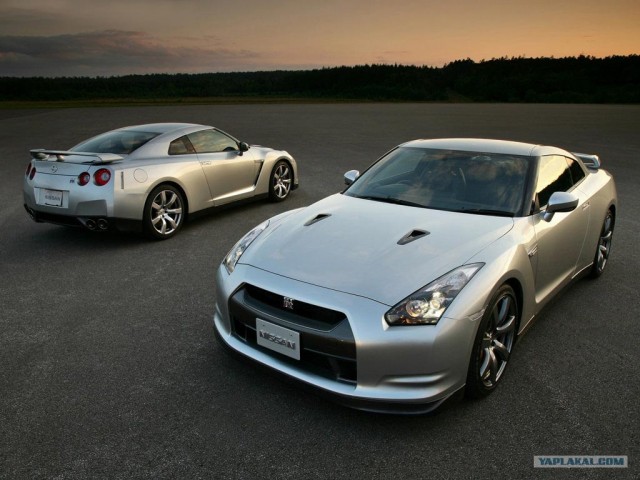 Знает, что советует