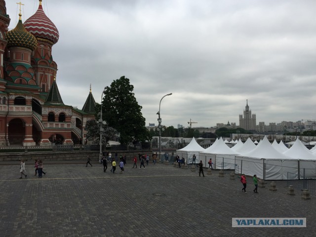 Экскурсия вокруг Московского Кремля