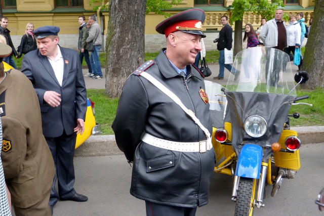 Парад ретро-техники в Санкт-Петербурге