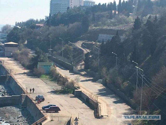 Чихали на стометровую зону: в Алуште у моря скоро вырастет новая гостиница