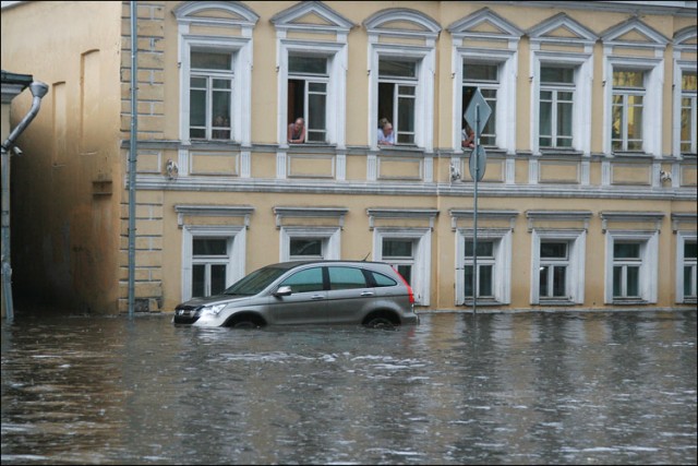 Москва. Потоп.