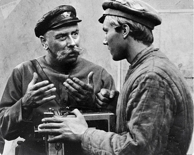 Лицедеи прошлого века.