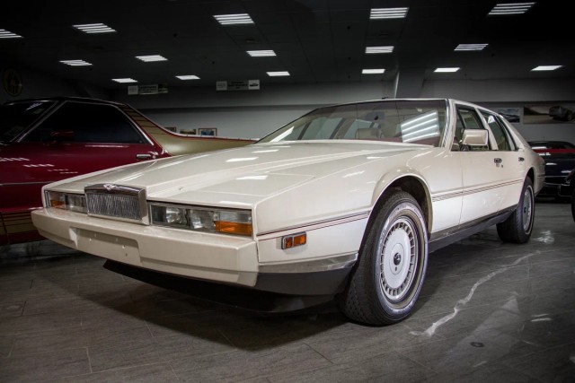 Aston Martin Lagonda