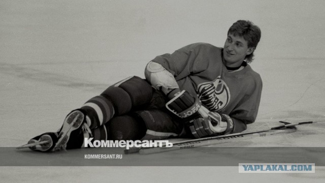 65 Уэйну Гретцки