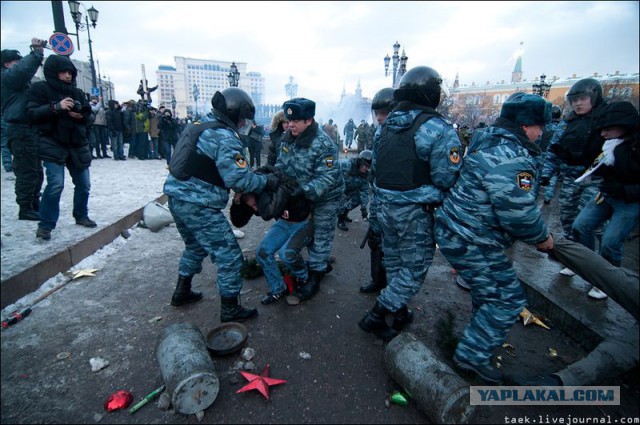 В память всем погибшим бойцам Беркута и ВВ