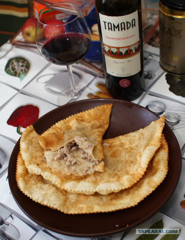 Чебуреки от Пчёлы