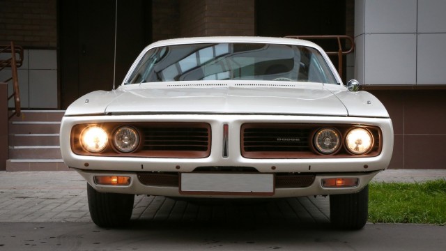 Американский софткор: опыт владения Dodge Charger 1971
