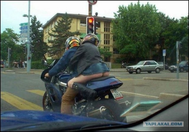 Заскакивает как на коня