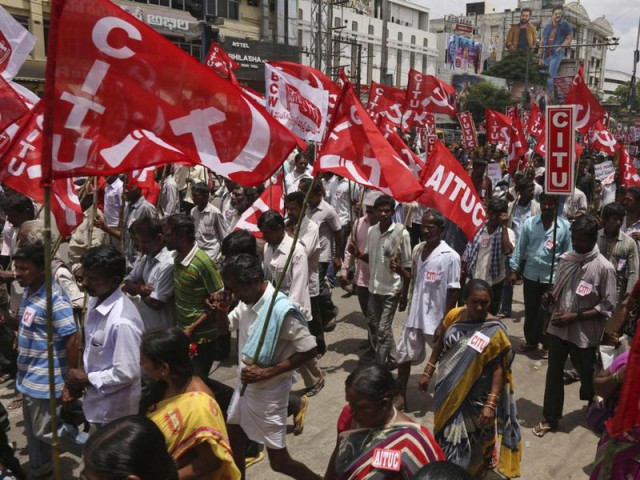 Крупнейшая забастовка в истории человечества проходит в Индии