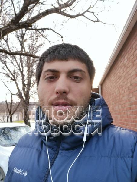 Краснодарец забрал телефон у парня, который по-хамски ответил на вопрос "Который час?". Разруливать конфликт пришлось их мамам