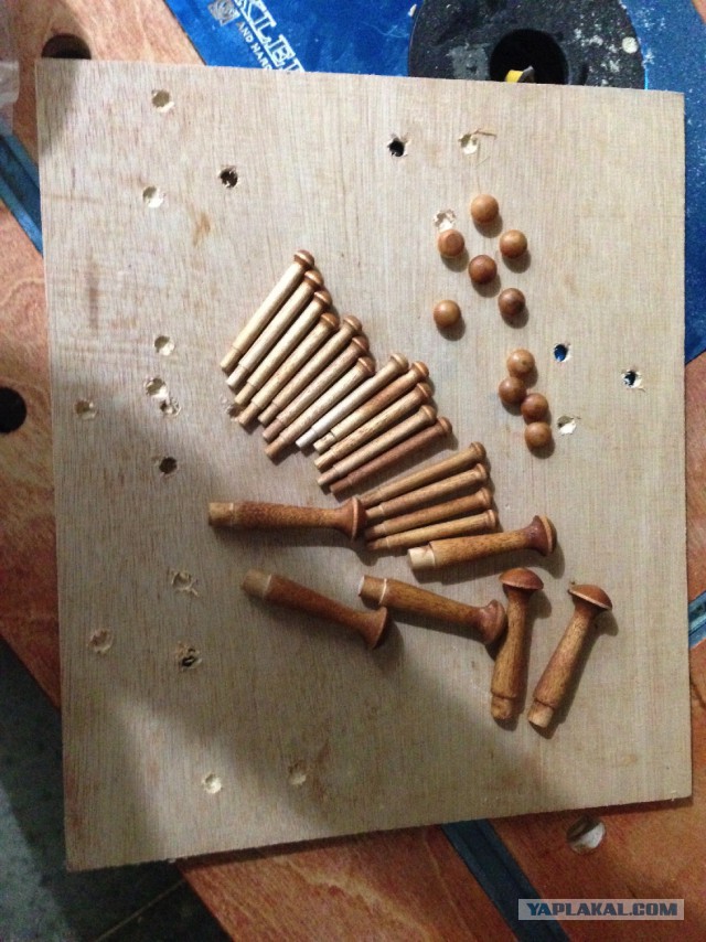 Вешалка из красного дуба или как срастить панели под произвольным углом без присадочного фрезера
