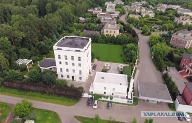 Еврей соловьём запел
