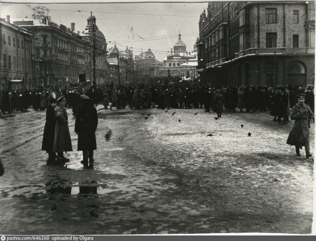 Москва 1910-х в фотографиях: от большой деревни до столицы новой советской страны
