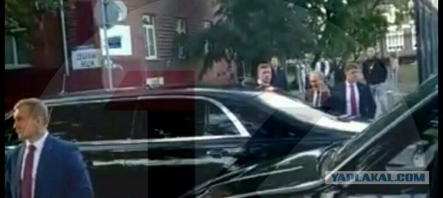 В Апатитах произошло нападение на губернатора Мурманской области Андрея Чибиса